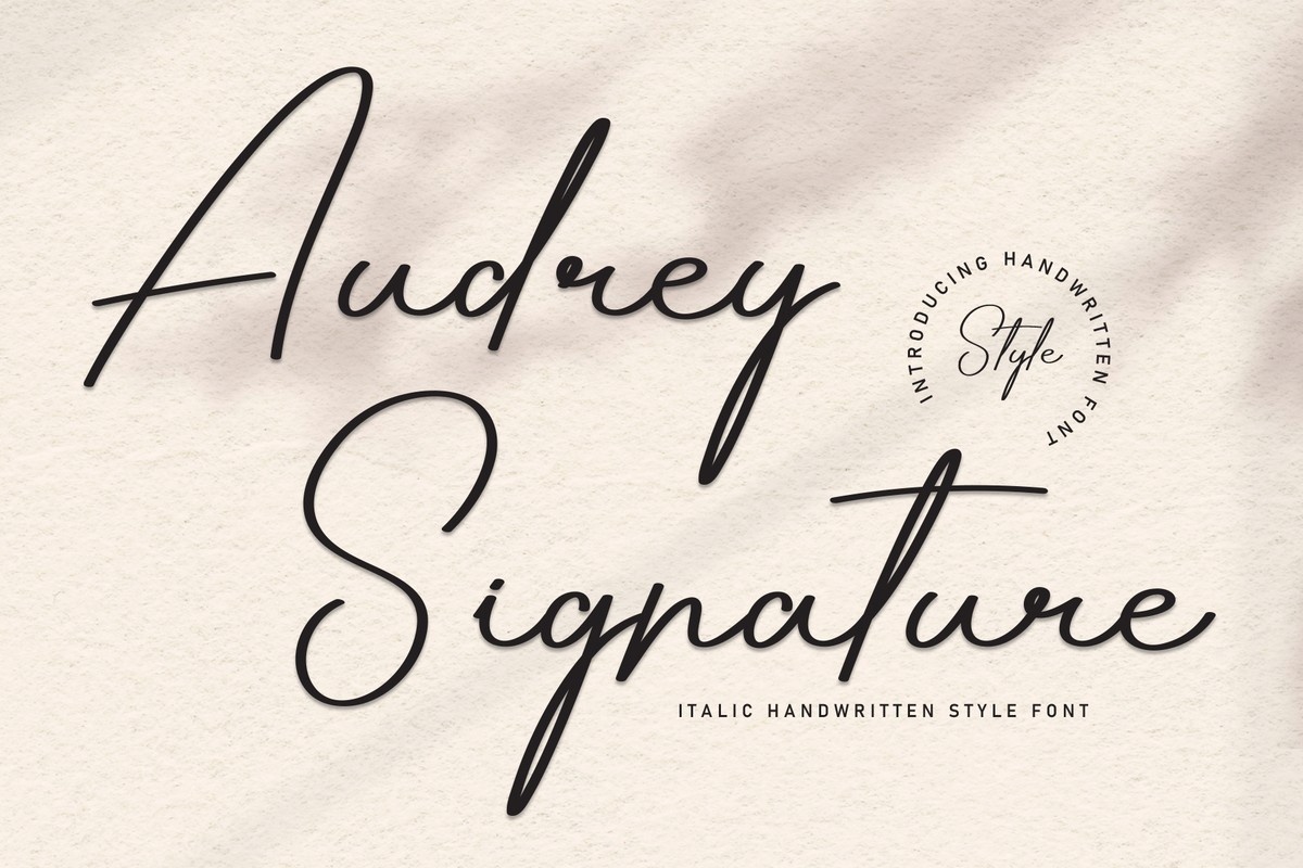 Font Audrey Signature
