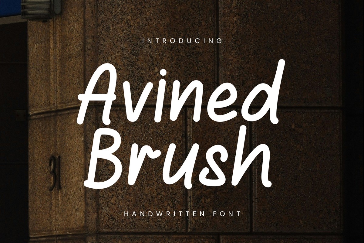 Font Avined Brush